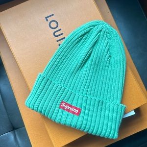 Supreme  overdyed rib knit beanie